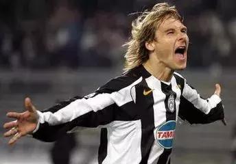 天下足球最催人泪下的文案,天下足球催泪文案大罗