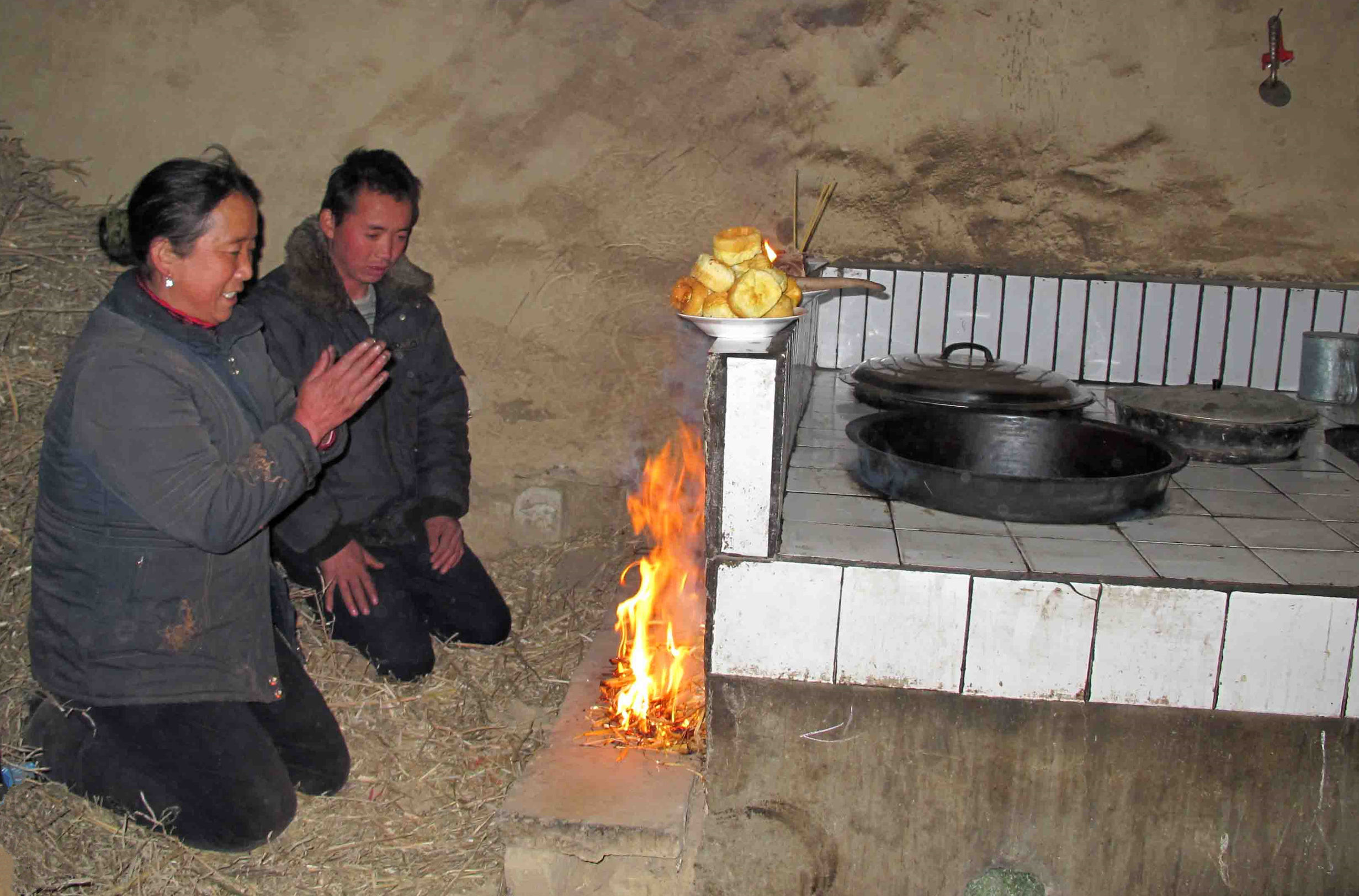 打碎碗碟犯除夕忌讳该如何化解?春节最*禁大**忌为什么是踩年夜饭?