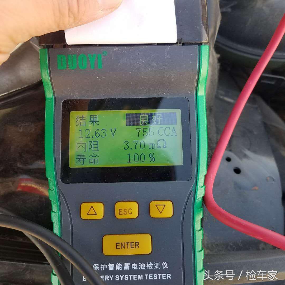 十二万公里的奔驰e200还能买吗,奔驰e200值不值得买