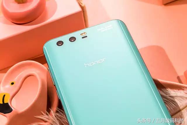 回顾华为荣耀手机发展史：诸多经典哪款是你的“初恋”？