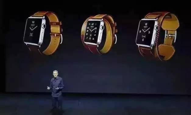 穿个发光裙怎么了，王凯这件夹克值4000多万呢