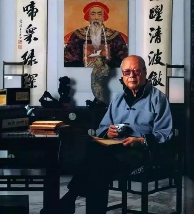 他家财万贯，被称为“华人收藏之首”，也是一位多才多艺的画家！