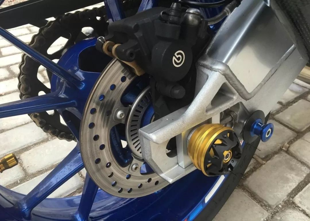 摩托车防摔装备都有什么,爱车磕碰了好心痛