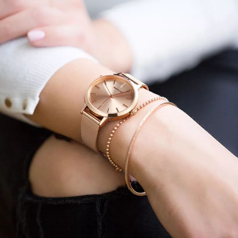 情人节买什么颜色的礼物,礼物选得好