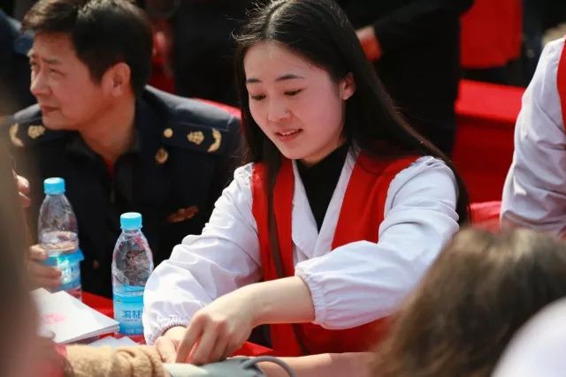 江西赣州学雷锋标兵,全国学雷锋活动示范岗