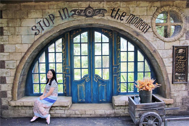 苗栗新景点：魔戒夏尔哈比人屋，走进格林奇幻森林，好拍到相机没电～（上）