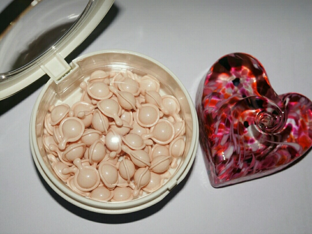 外油内干皮肤修复推荐精华,皮肤怎么保养最好啊