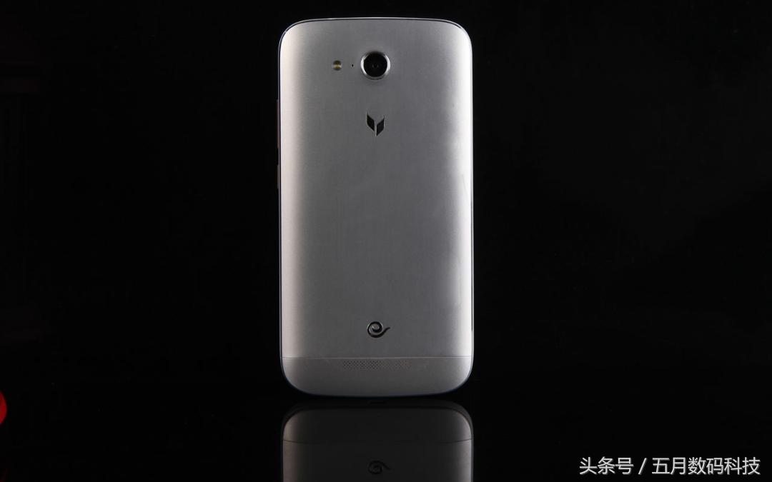 回顾华为荣耀手机发展史：诸多经典哪款是你的“初恋”？