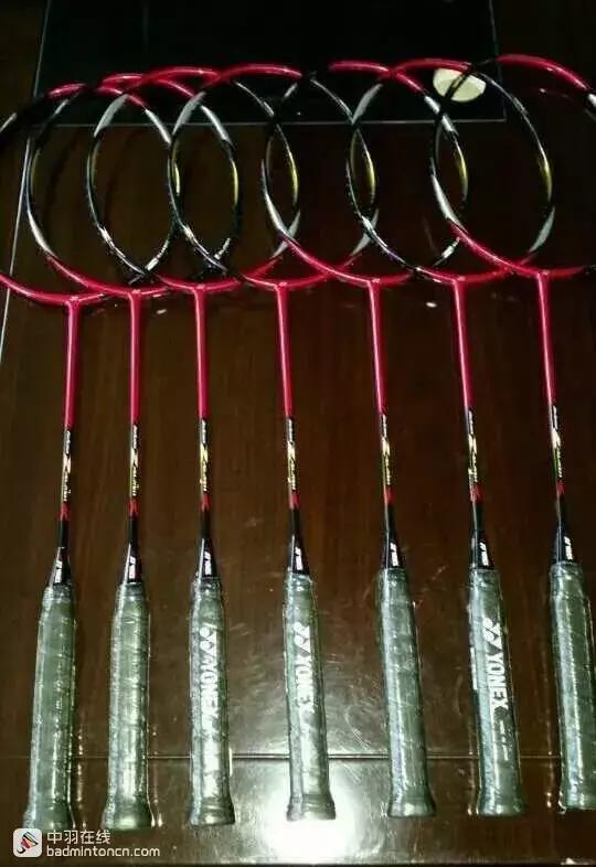 yonex羽毛球拍套装,羽毛球装备yonex102c