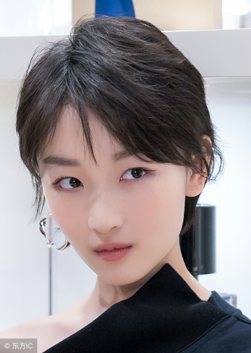 财富情商—拉开女人之间差距的，究竟是什么？