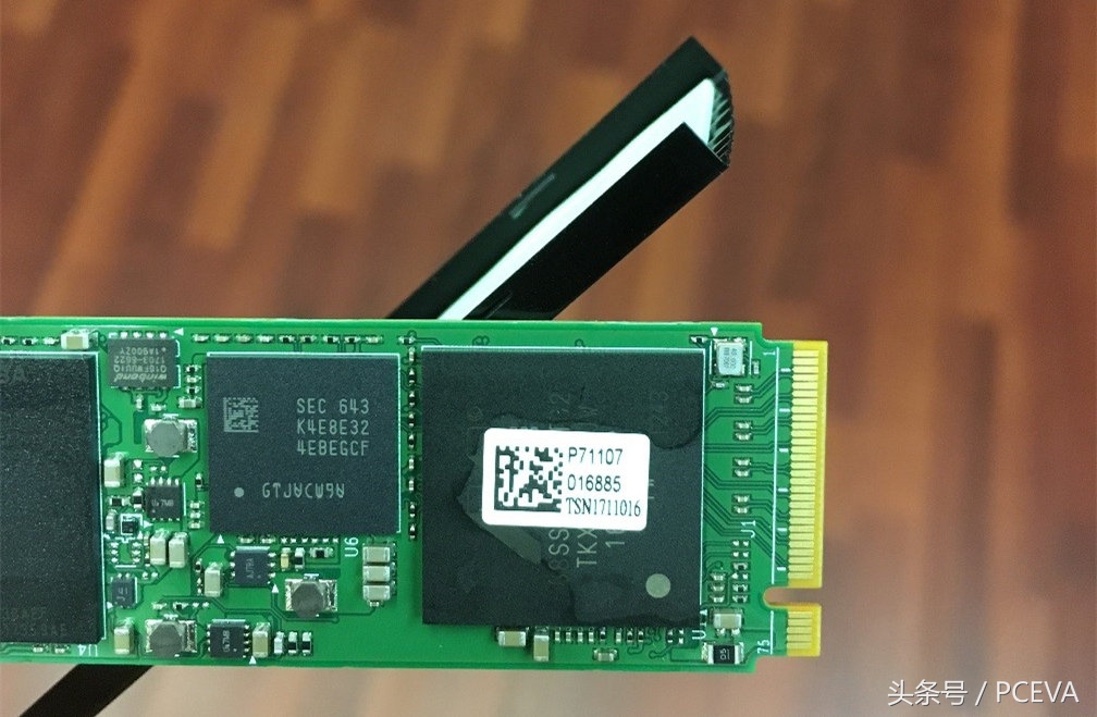 nvme固态硬盘盒散热片,威刚s11litenvme固态硬盘评测