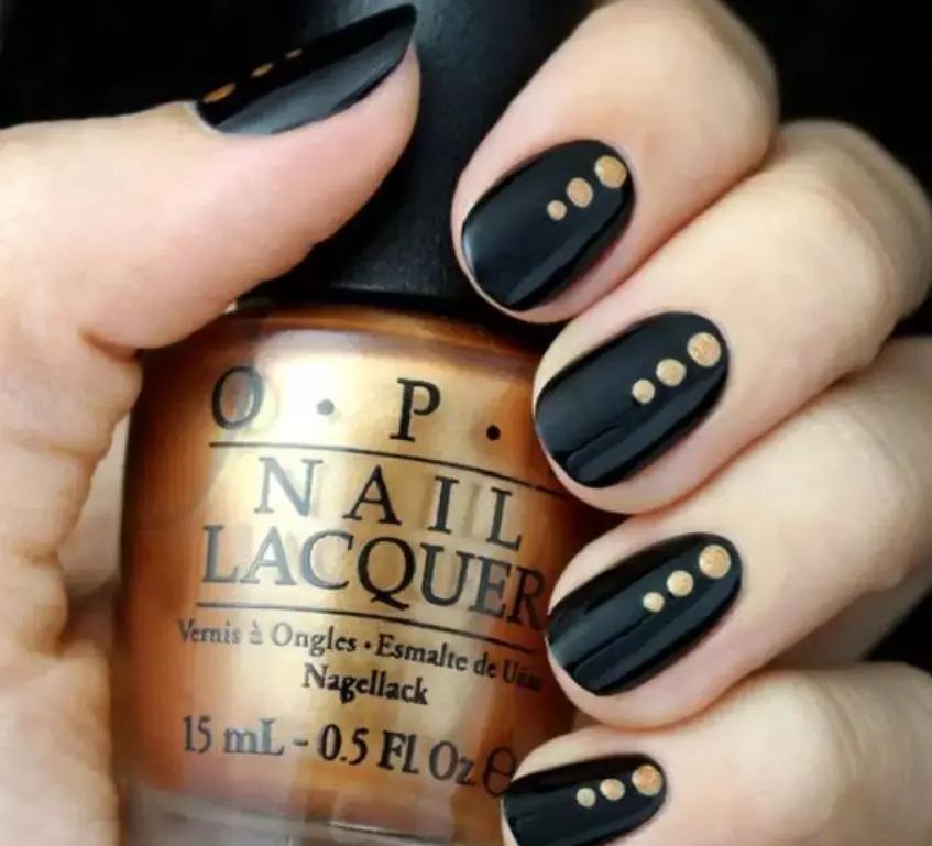 不用去美甲店了在家就能做美甲,美甲店做的美甲不想要了怎么办