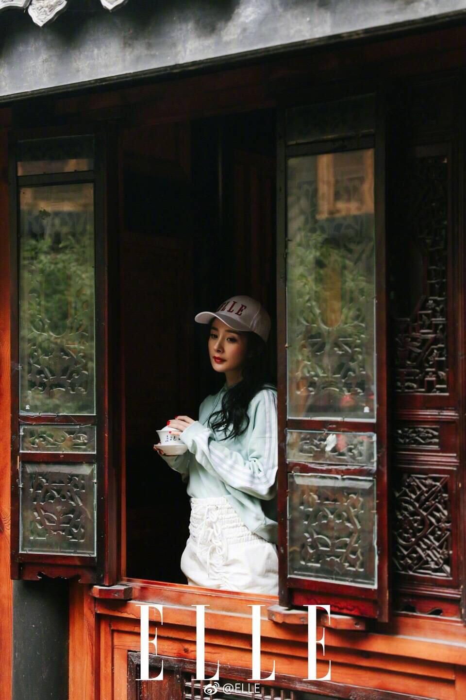 大幂幂的穿搭真是自成一派,大幂幂终于换上女装