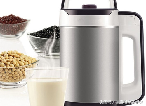 煮豆浆时的泡沫有没有毒,煮豆浆时上面的浮沫有用吗