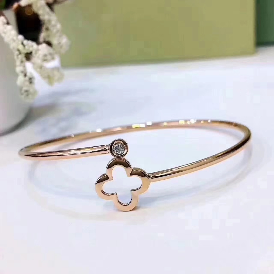 老凤祥时尚k金系列,k金时尚耳环款式