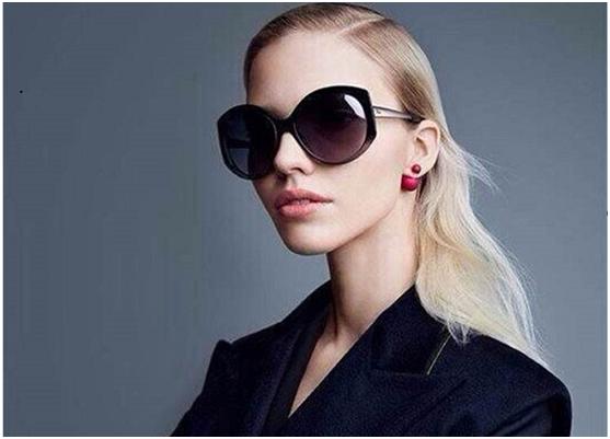 眼镜随便挑总有一款适合你,眼镜累赘