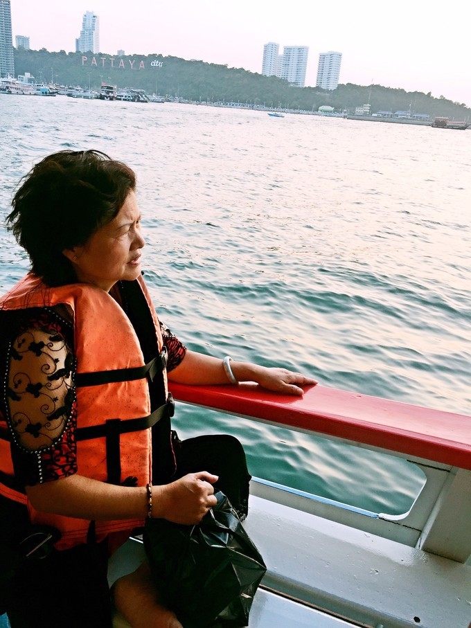 第一次去泰国海滩,大海去旅行泰国