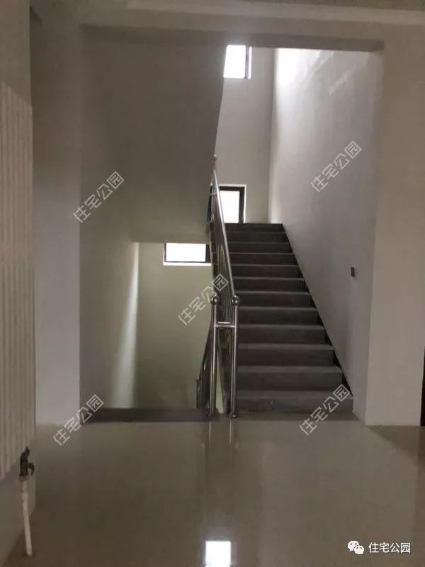 农村建房做真石漆的步骤,农村建房包工头不干了