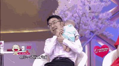 溢奶和吐奶的区别及处理方法,溢奶吐奶