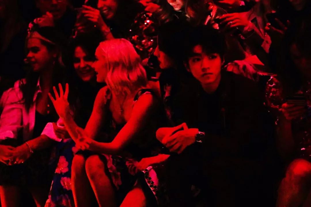 跟着王子凯”和“公主迪”看完这场杜嘉班纳大秀,你绝对不后悔