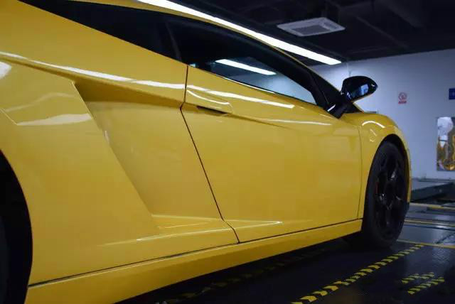 兰博基尼小牛盖拉多视频,兰博基尼