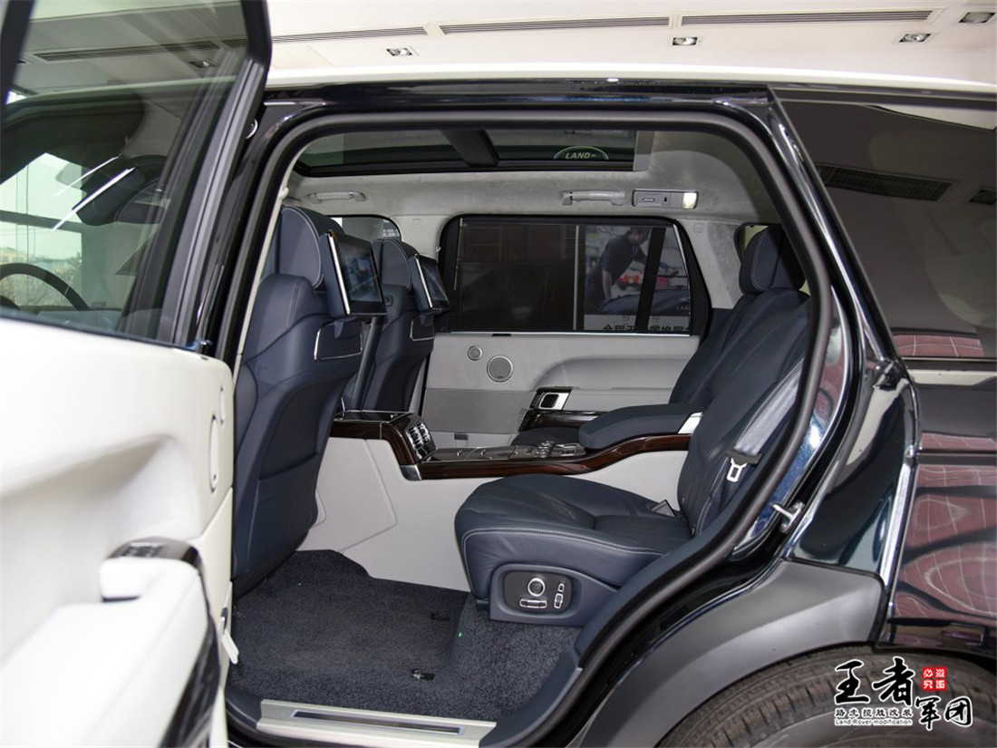 17年路虎揽胜尊崇创世四座,路虎揽胜尊崇创世加长落地价