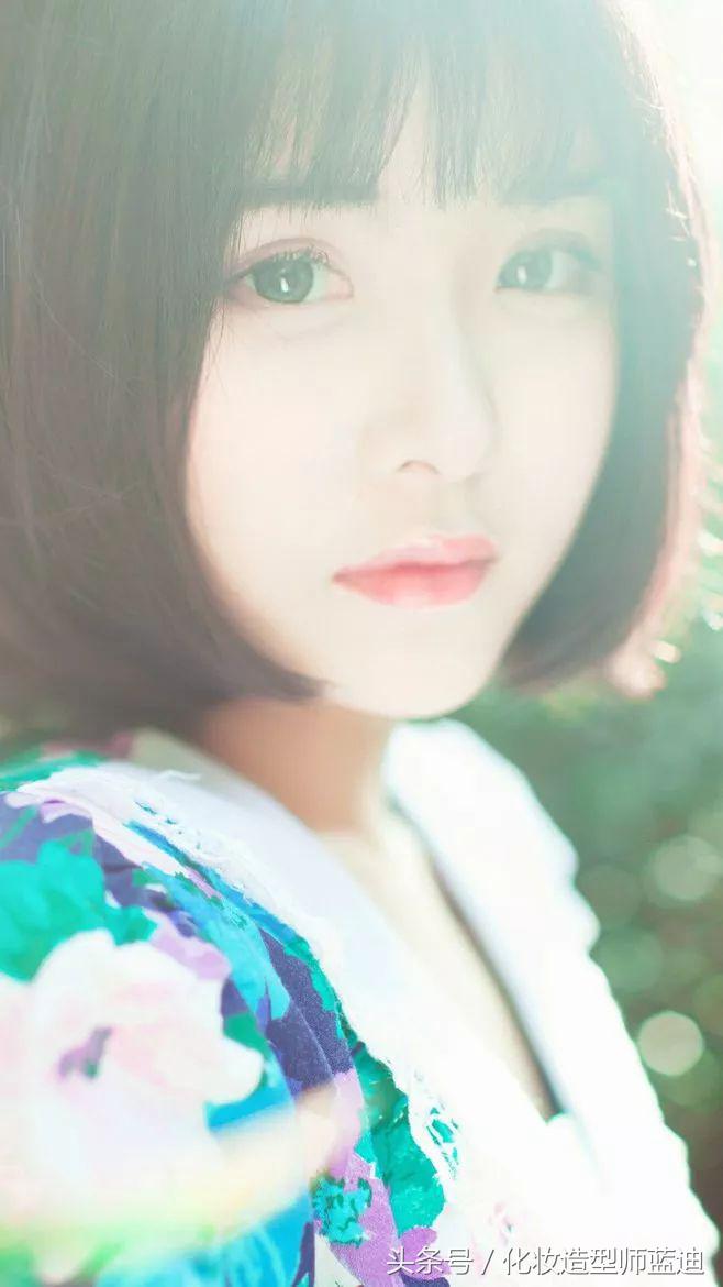 内扣美发造型短发,短发泡面头扎发发型