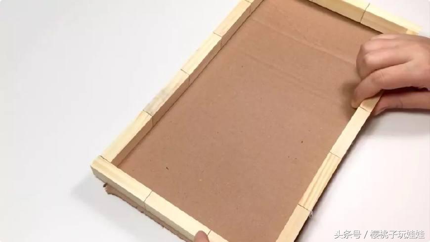 用小木块做芭比娃娃,最简单怎么做芭比娃娃