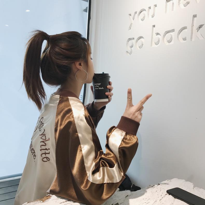 矮个子棒球服显高穿搭,矮个子棒球服时尚显高