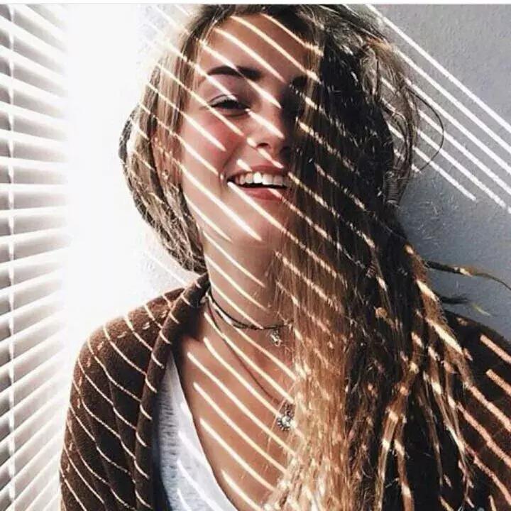 教你一招简单拍出漂亮的自拍照,如何拍出好看的自拍照