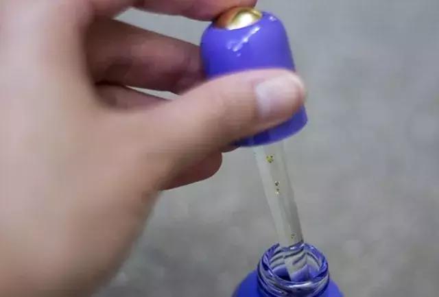 不吹牛，老娘今天这张脸价值20000块！！！