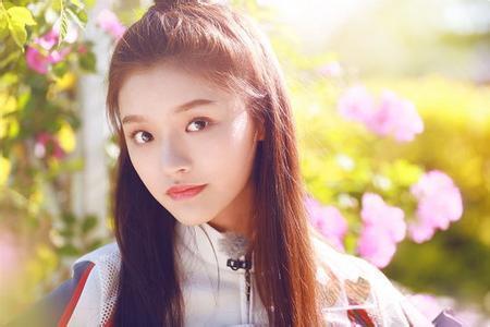 林允首次曝光本名,林允回应为什么改名字