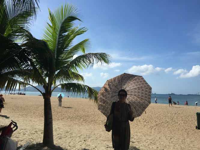 带上父母去看海完整视频,带你去三亚一起看海享受亲子时光