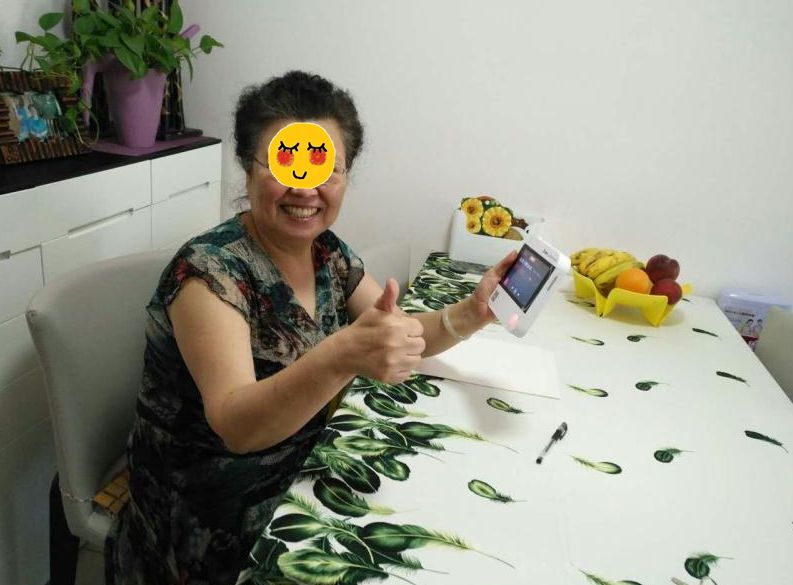 老爸中风晕倒在医院,半夜老爸中风住院