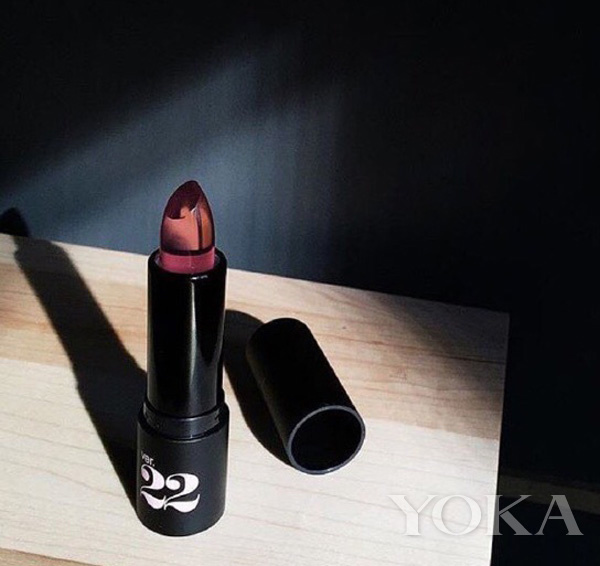 夏日果冻唇膏好用吗,果冻滋润唇膏