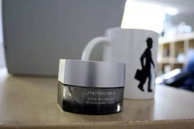 日本男性最顶级的护肤品,日本妹子都爱的眼霜