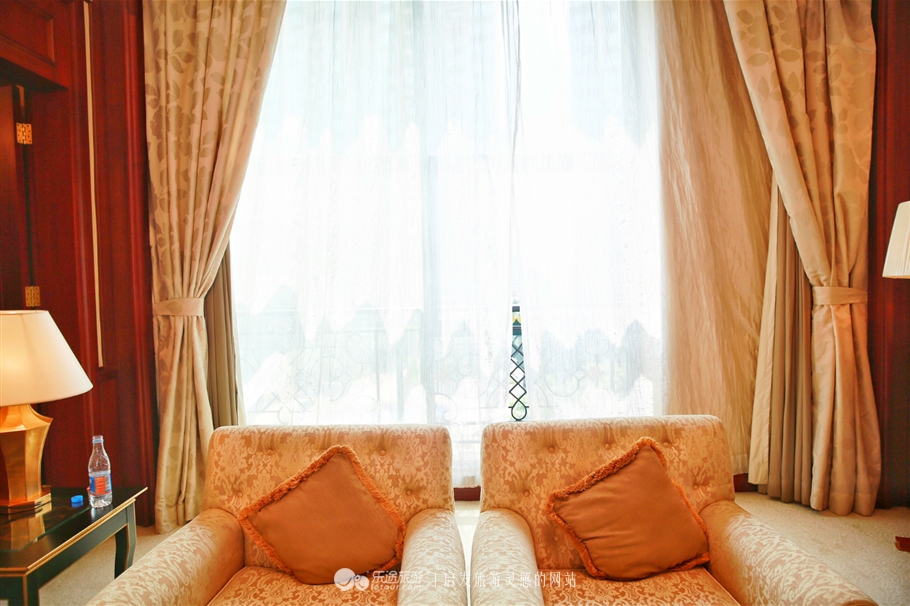 在最美的季节邂逅一场最美的相遇,恒大最美的瞬间