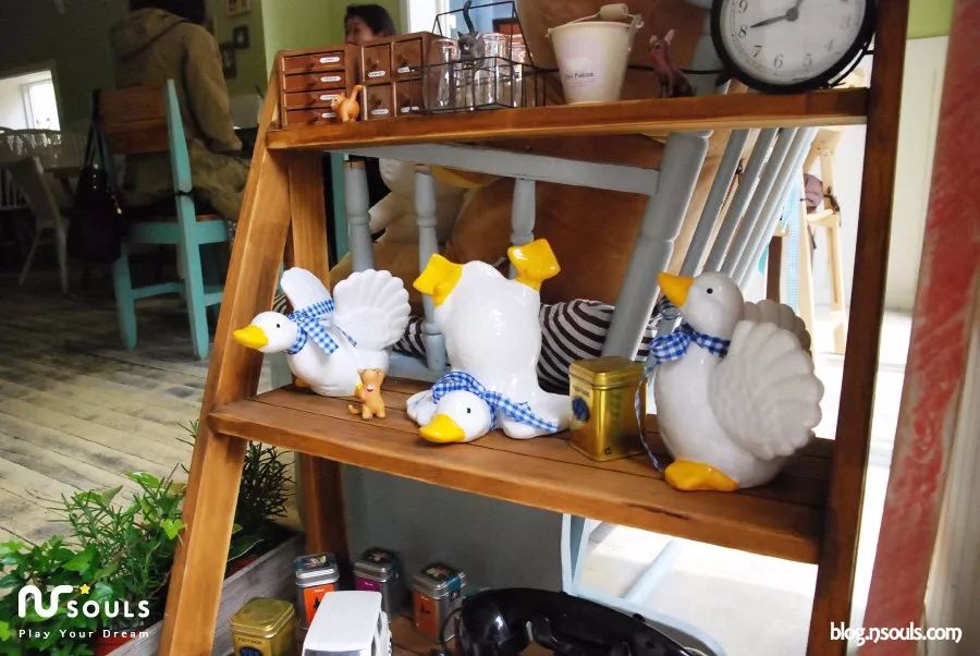 就连文艺女青年也找不到的史诗级咖啡店，因为它们真的藏在角落里