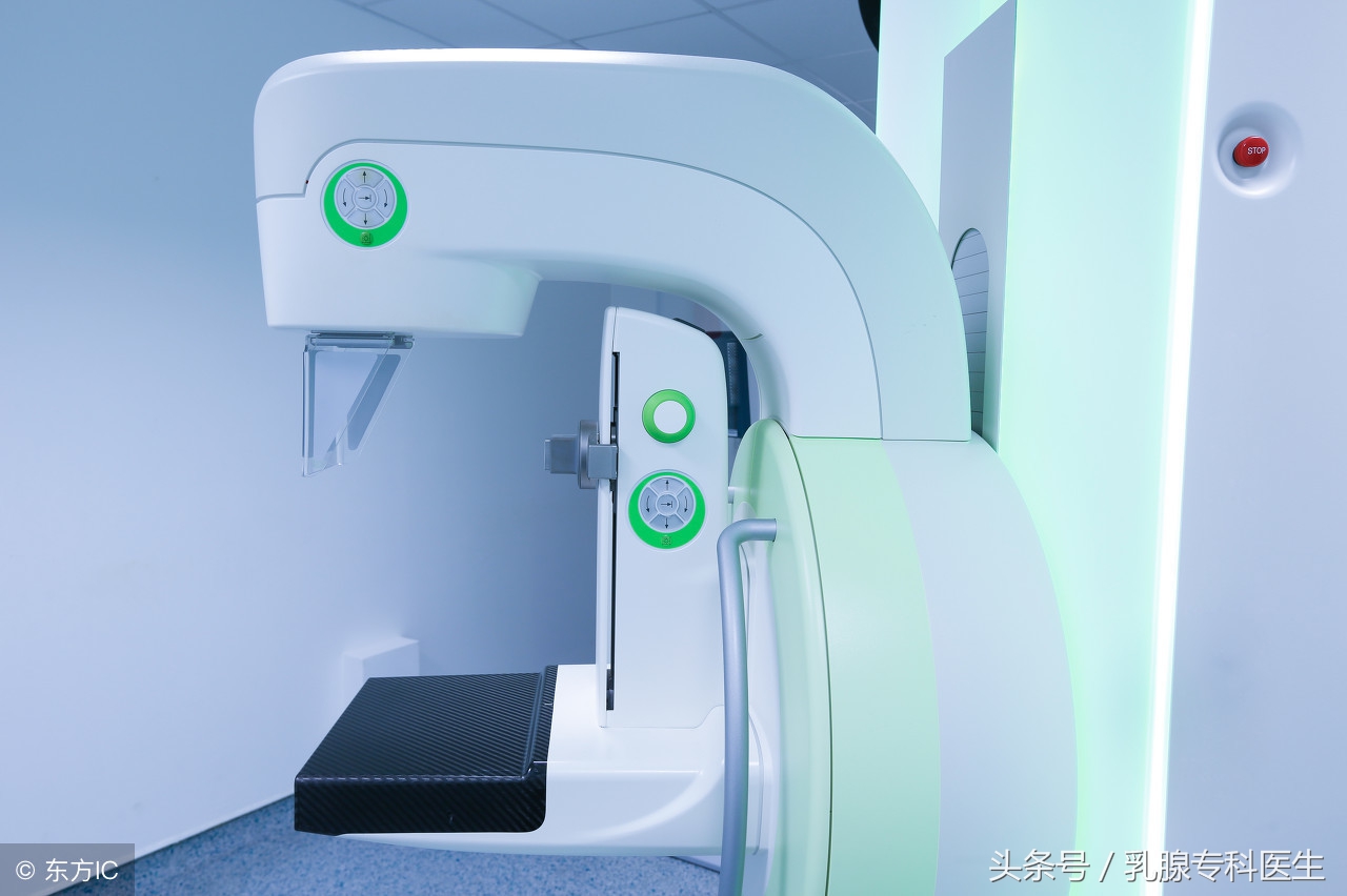 乳腺癌钼靶会有钙化灶吗,乳腺钼靶显示有钙化灶严重吗