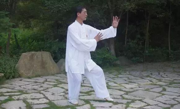 站桩如何调整阴阳平衡,站桩的平衡