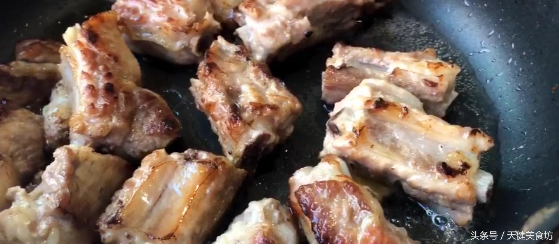 怎么用电饭煲做排骨饭视频窍门,用电饭锅做排骨焖饭怎么做好吃