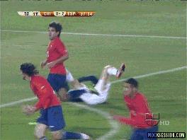 足坛十大假摔球星第一名,足坛花式假摔名场面盘点