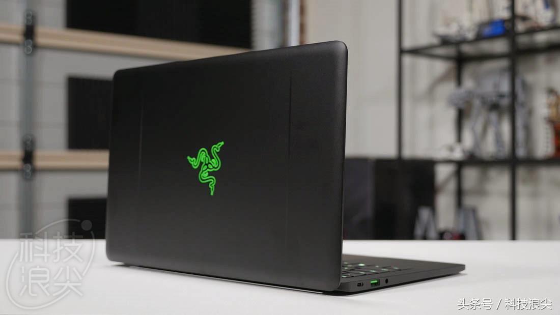 新款雷蛇灵刃潜行版评测:八代i7处理器+IGZO屏幕+10小时续航