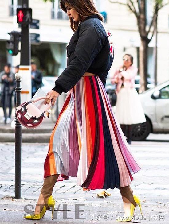 妈妈高档踩脚裤,薄款光泽踩脚裤