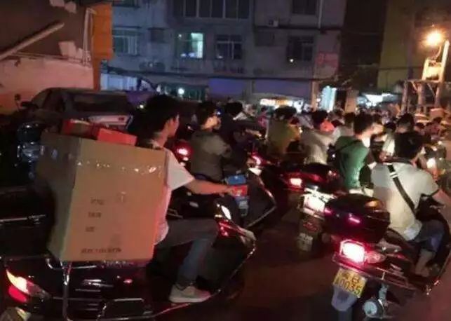 莆田做假鞋有多厉害,做了十几年的莆田鞋