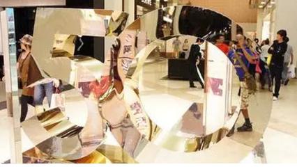 比新加坡好玩的地方,新加坡必逛购物点