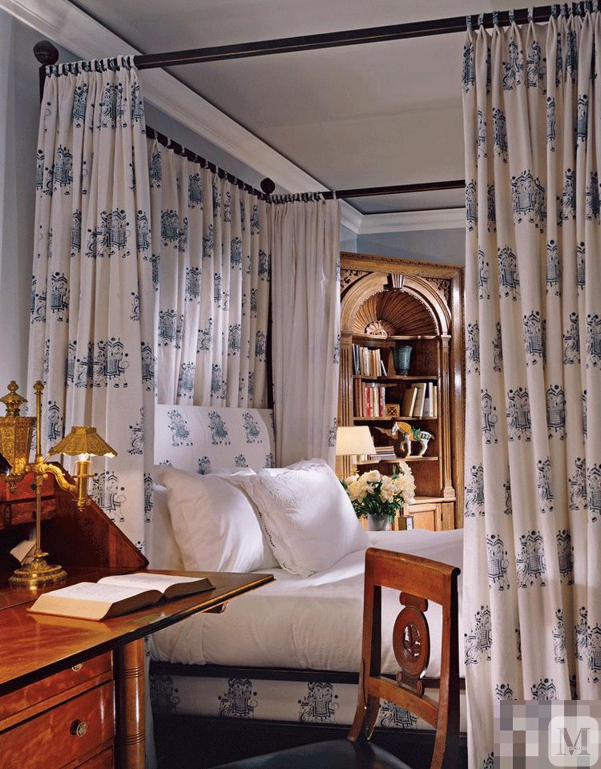 法式卧室黑色床搭配效果图,豪宅卧室上下铺