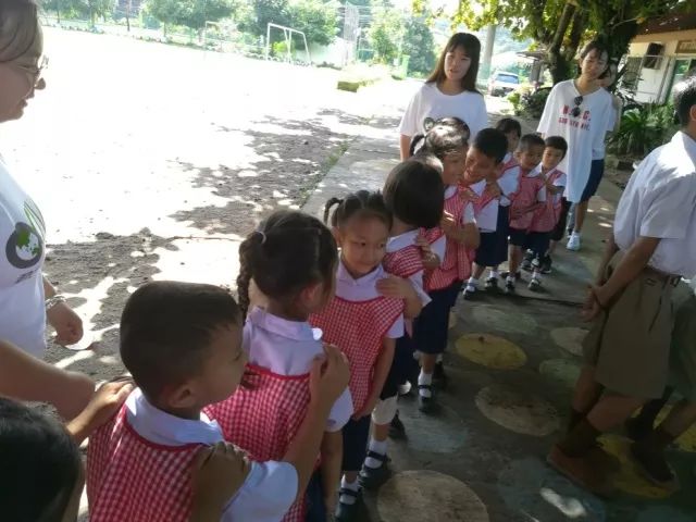 君行体验官专栏丨他在佛之国度,邂逅了一场浪漫