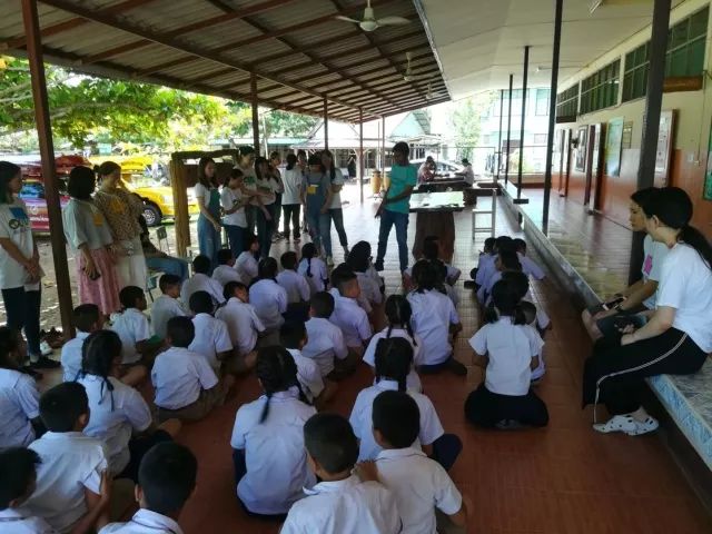 君行体验官专栏丨他在佛之国度，邂逅了一场浪漫