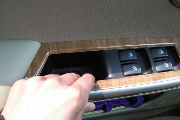 别克凯越加装氛围灯,别克凯越加装流水转向灯